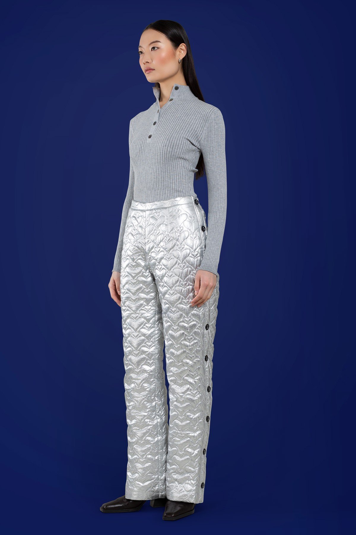 Lorven’s women’s metallic heart-quilted quick-release ski pants by MONT by XAMAS