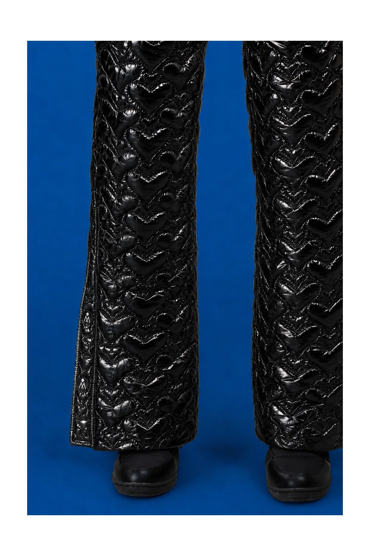 Lorven’s women’s metallic heart-quilted quick-release ski pants by MONT by XAMAS